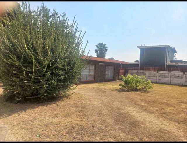 3 BEDROOM HOUSE FOR SALE IN NEW MODDER